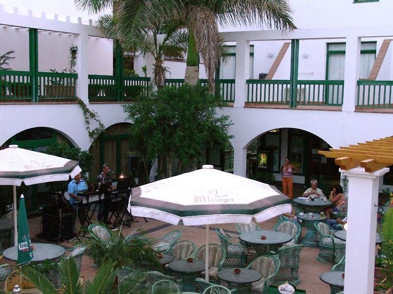 Aparthotel Esquinzo Y Monte Del Mar Playa De Esquinzo Luaran gambar